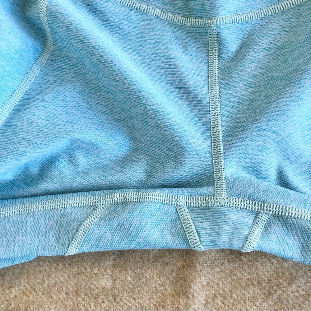 Outdoor voices baby blue 7/8 leggings - Picture 6 of 8